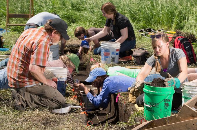 Archeological dig at Hamline University