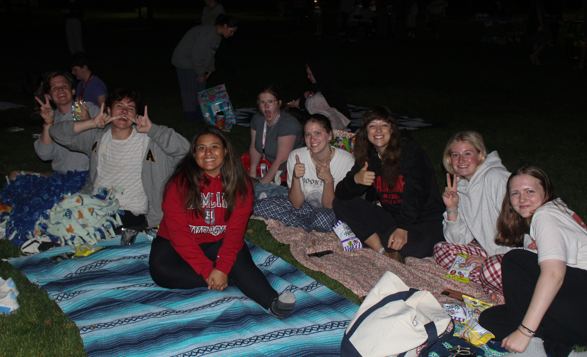 Movie on the Lawn, Fall Welcome Week