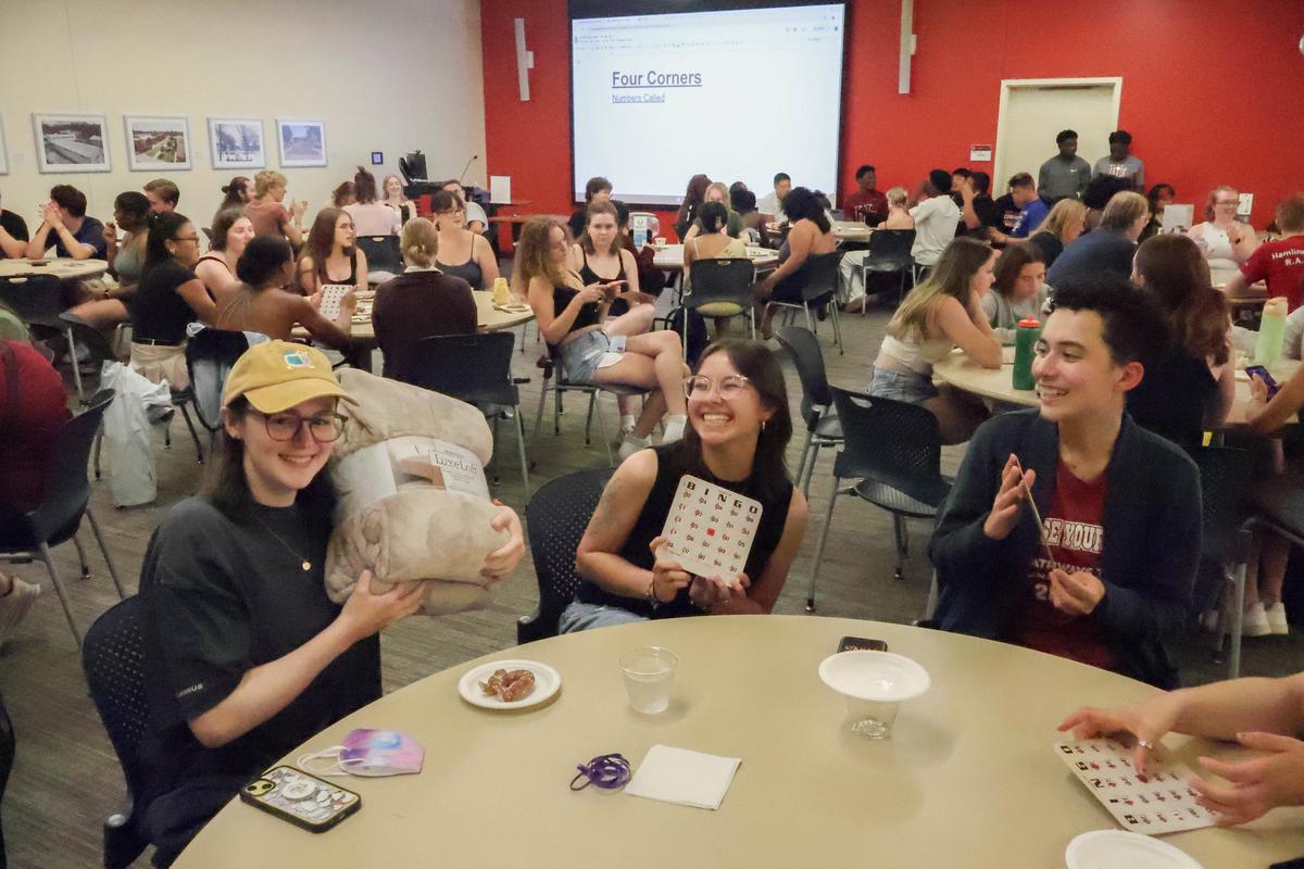Piper Bingo during Fall Welcome Week