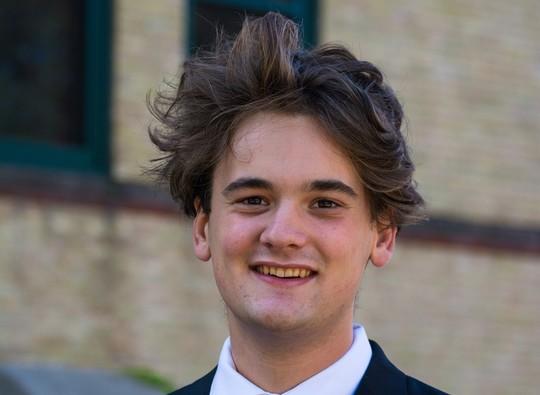 Headshot of Hamline Student Ray Doss