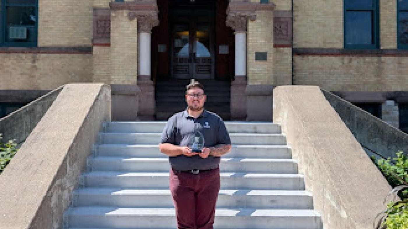 Louwagie earns MCUCSA Award