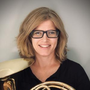 Photo of faculty member Cristina Werling with her french horn