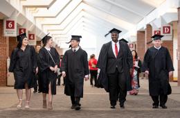 Hamline graduates prepare for Commencement