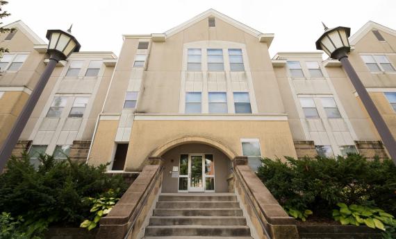 Hamline University Apartments exterior, residence hall