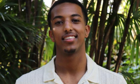 EJ Alemayehu, Student Area Coordinator for Manor Hall