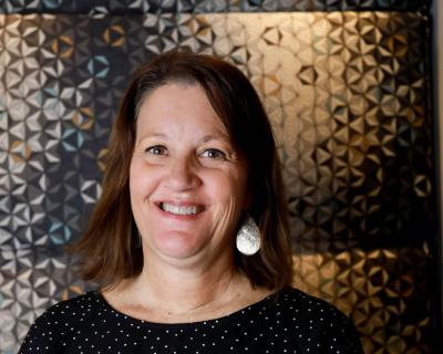 Photo of Hamline faculty member Karen Moroz