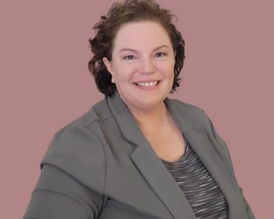 Tammy Pettinato Oltz, Legal Studies