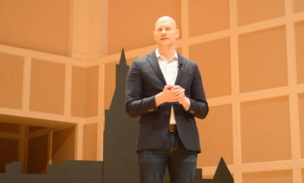 Dr. James Densley of Violence Prevention Project Research Center, Hamline University, giving Ted Talk