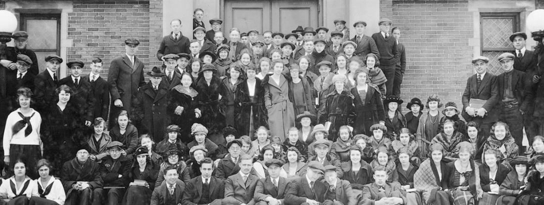 Hamline Historical Image with Students in front of Hamline building