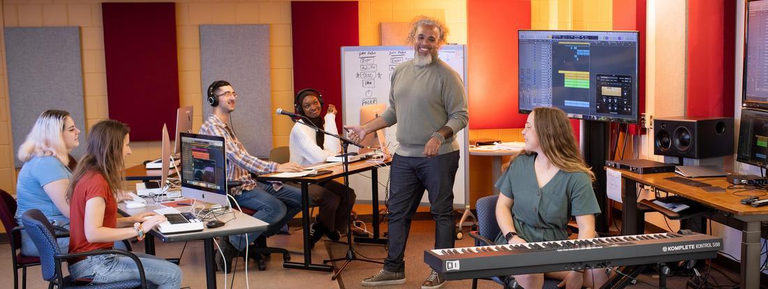 Music production classroom, Hamline University