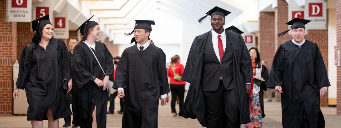 Hamline graduates prepare for Commencement