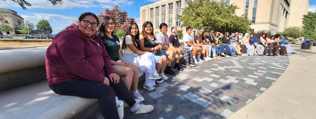 TRiO students visiting a college campus