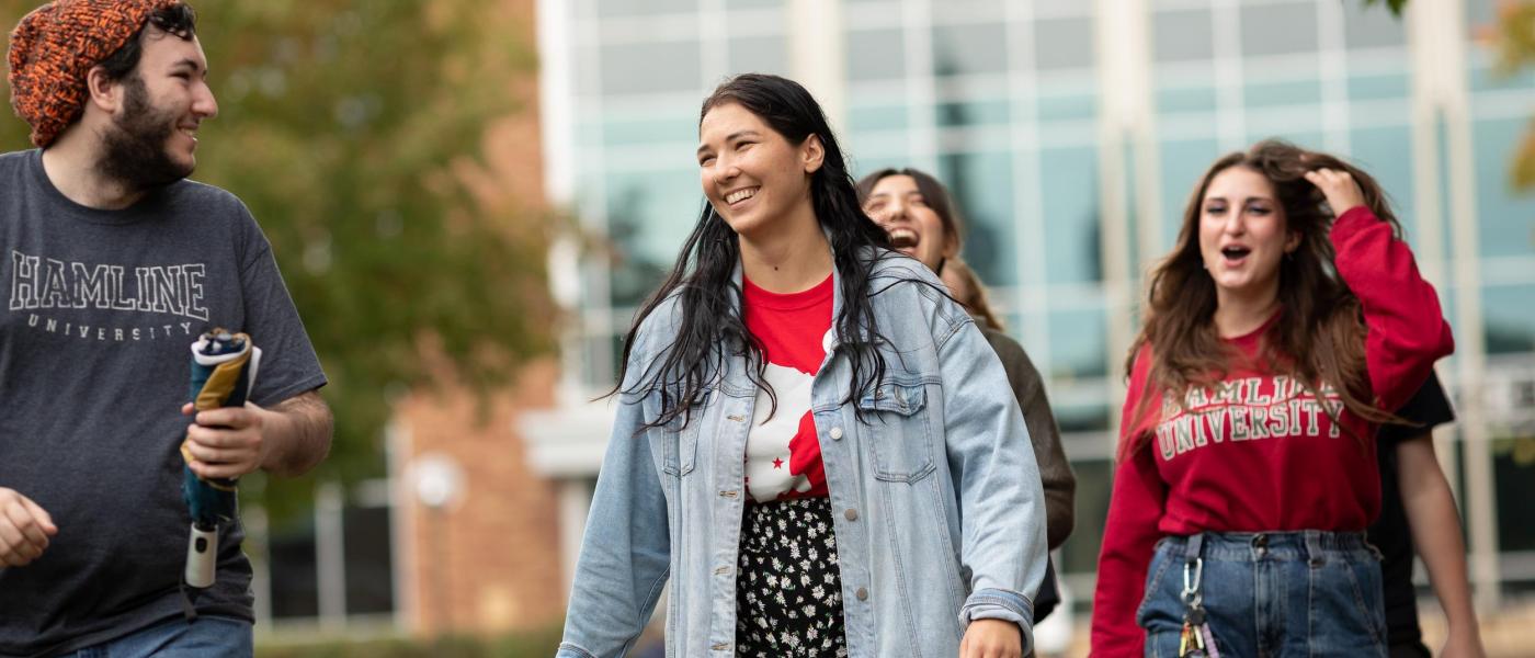 Hamline students in front of Anderson