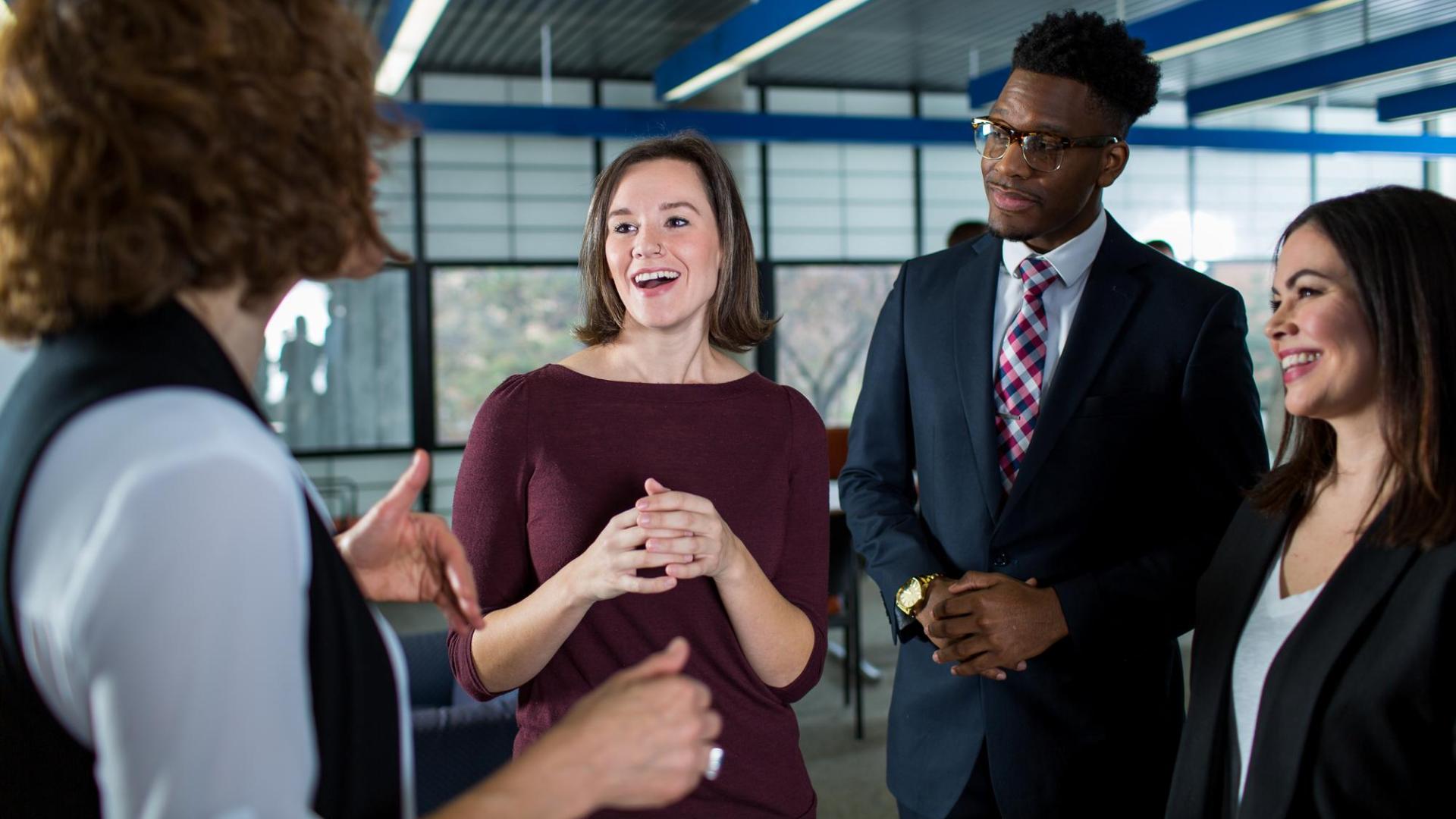 graduate students at Hamline University, MBA students, MML students, business attire, suit and tie