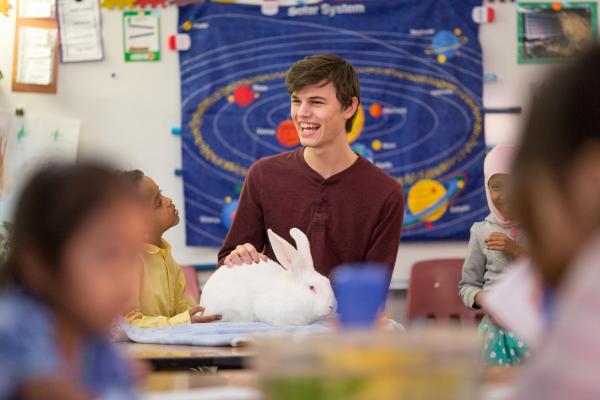 Hamline Education student, student teaching through Hamline-to-Hamline partnership with Hamline Elementary