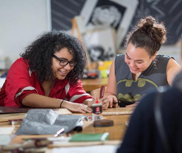 Printmaking class at Hamline